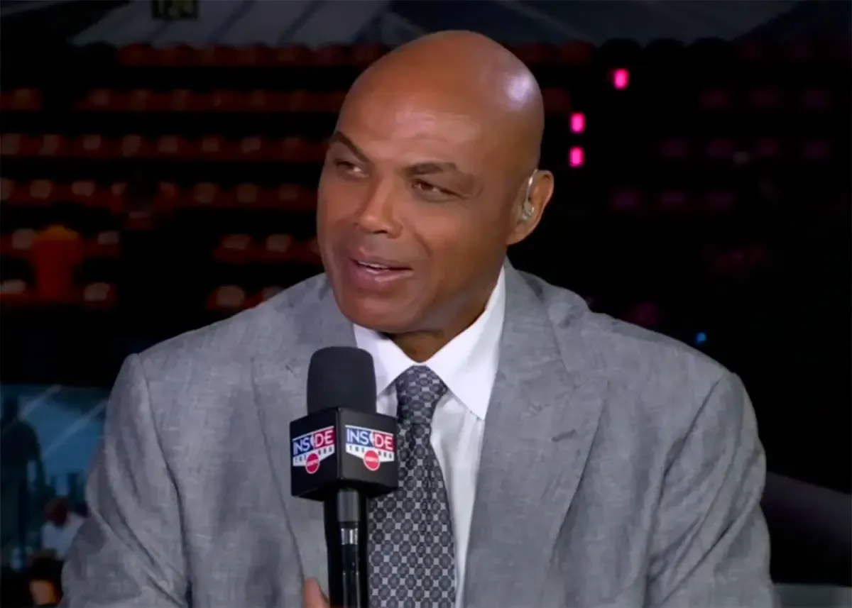 Charles Barkley mantiene su broma sobre Cardi B y desafía a ESPN a despedirlo