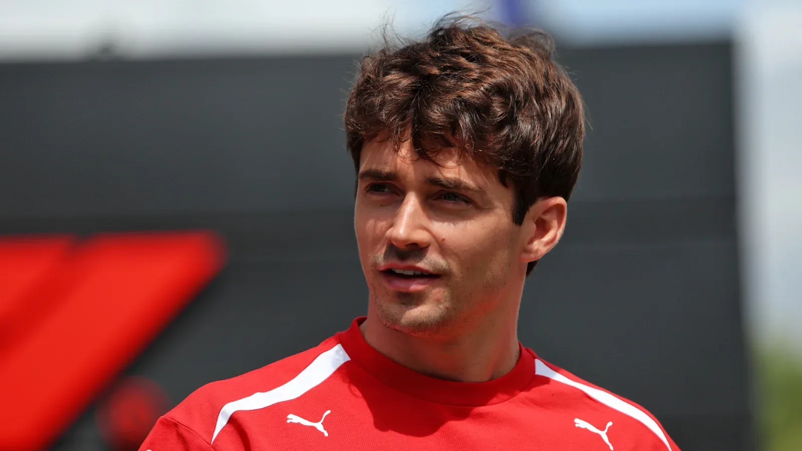 Charles Leclerc cambiará a frenos Carbon Industrie tras problemas con Brembo en F1