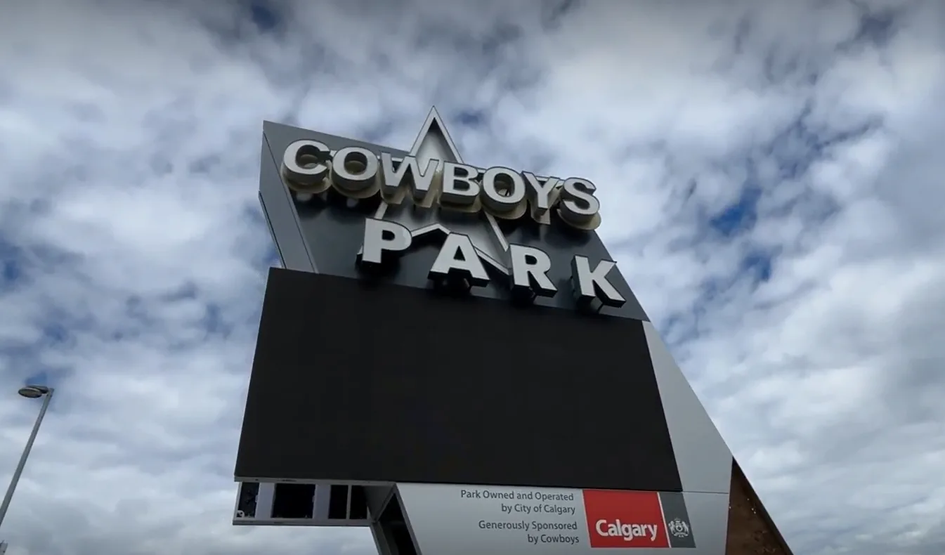 Controversia por renovación del patrocinio y control en Cowboys Park en Calgary