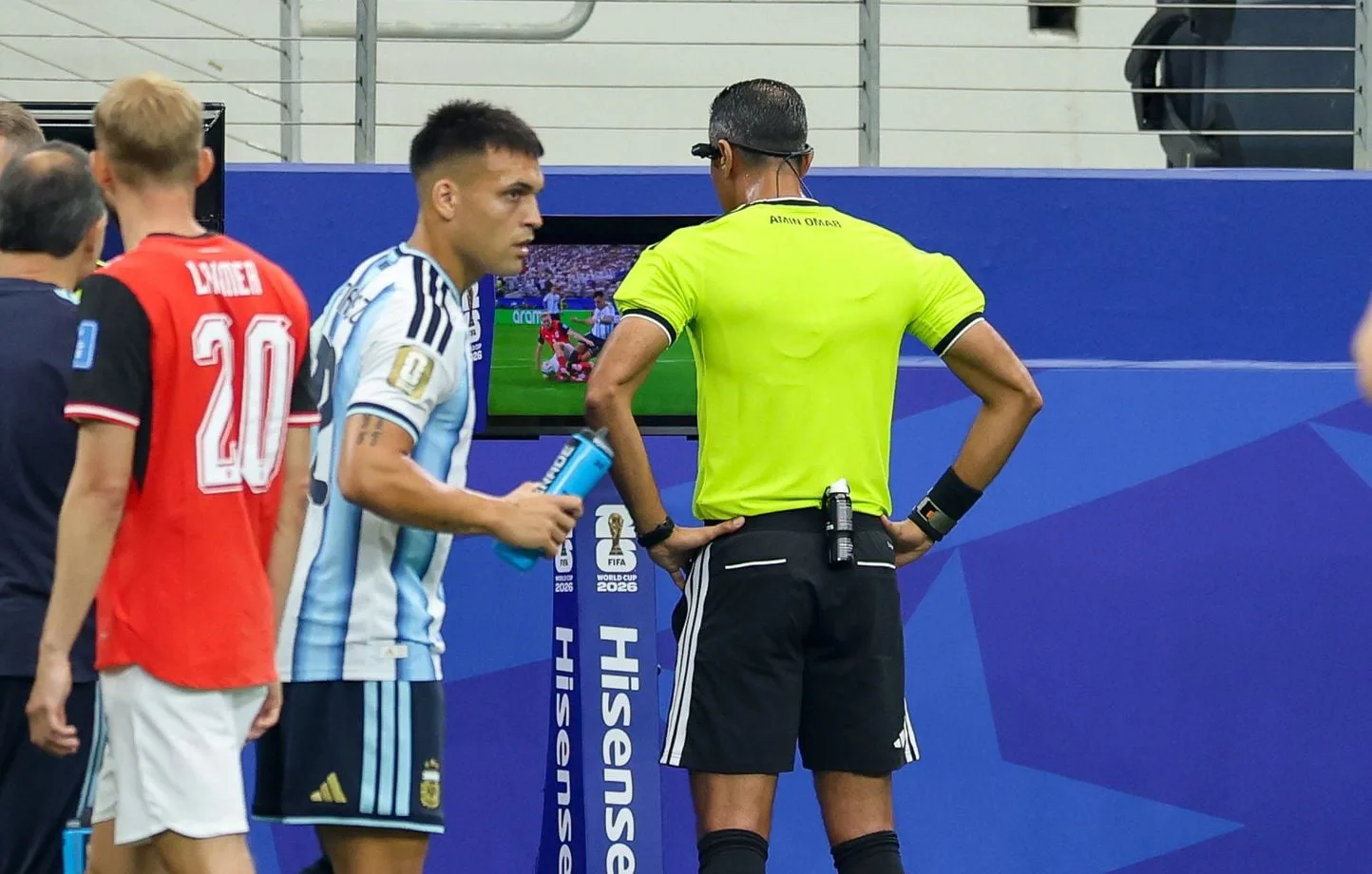 Controversias en el uso del VAR en el Mundial 2026 generan cuestionamientos a la FIFA