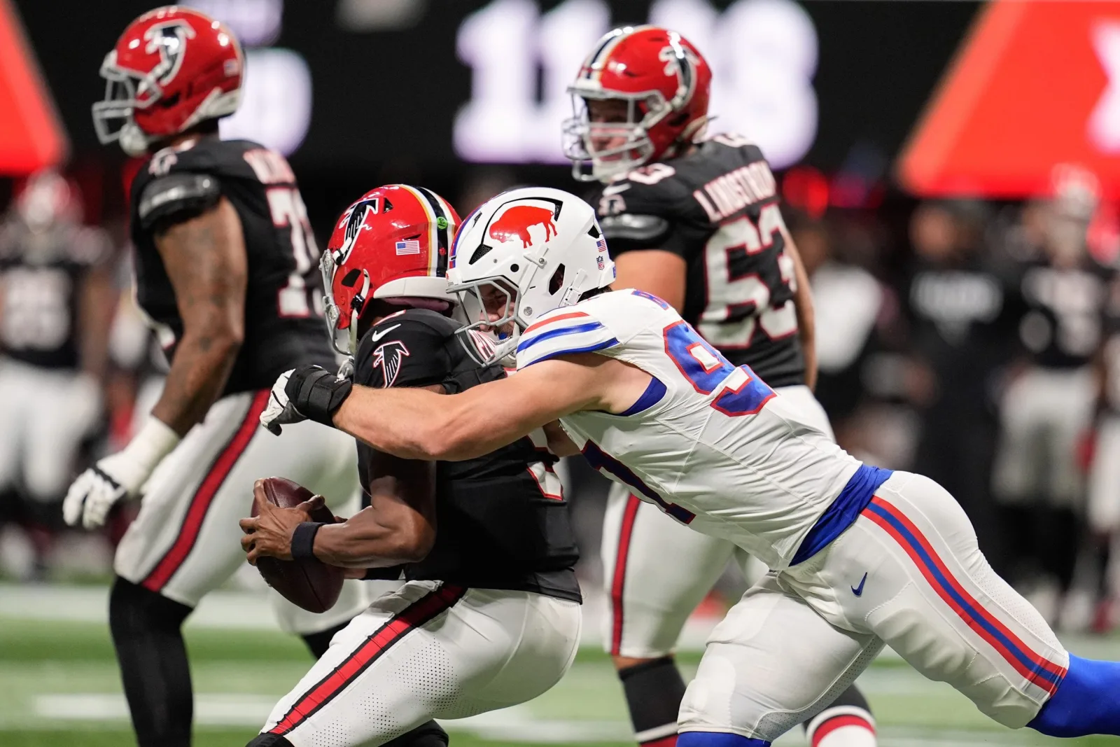 El interés en Joey Bosa no resuelve la necesidad principal de los Chicago Bears en la postemporada