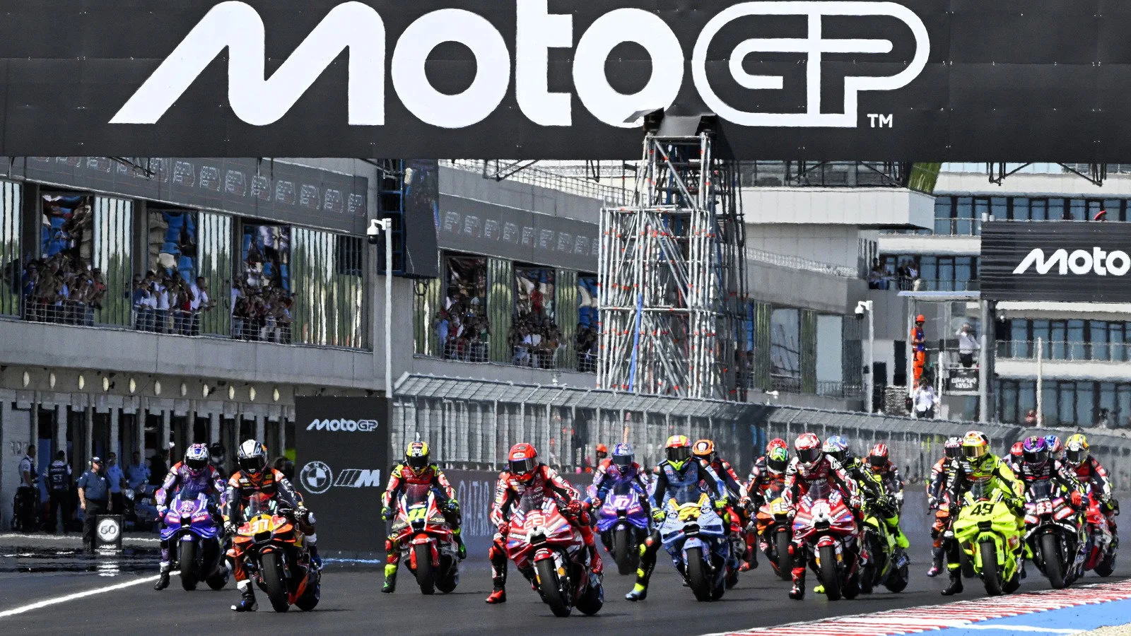 Fabricantes de MotoGP sellan acuerdo comercial conjunto para el ciclo 2027-2031