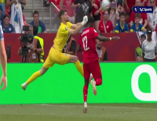 Facundo Tello dirige su debut en Mundial 2026 con una polémica acción clave resuelta por VAR