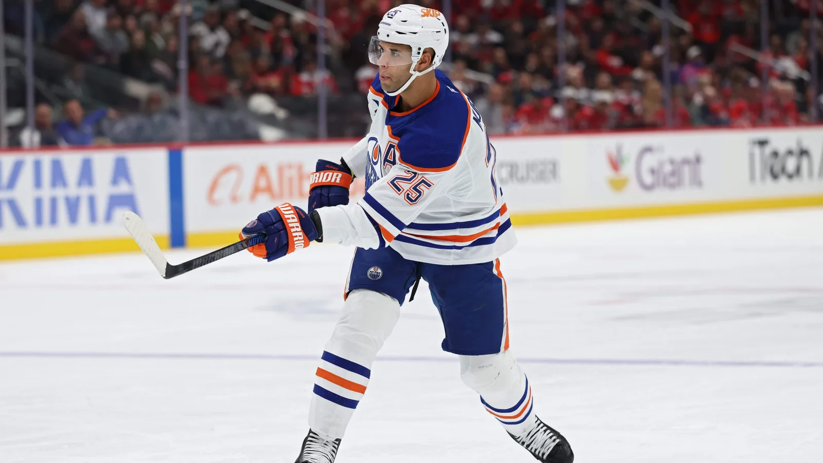 Interés de Philadelphia Flyers en Darnell Nurse podría generar negociación compleja por su salario