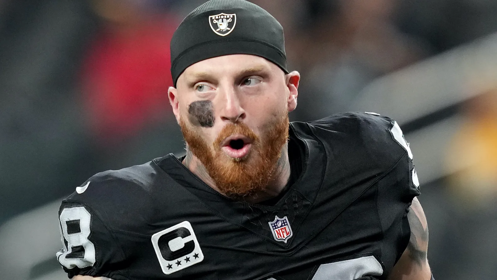 Maxx Crosby genera interés de Eagles y 49ers en posible oferta antes del cierre de transferencias