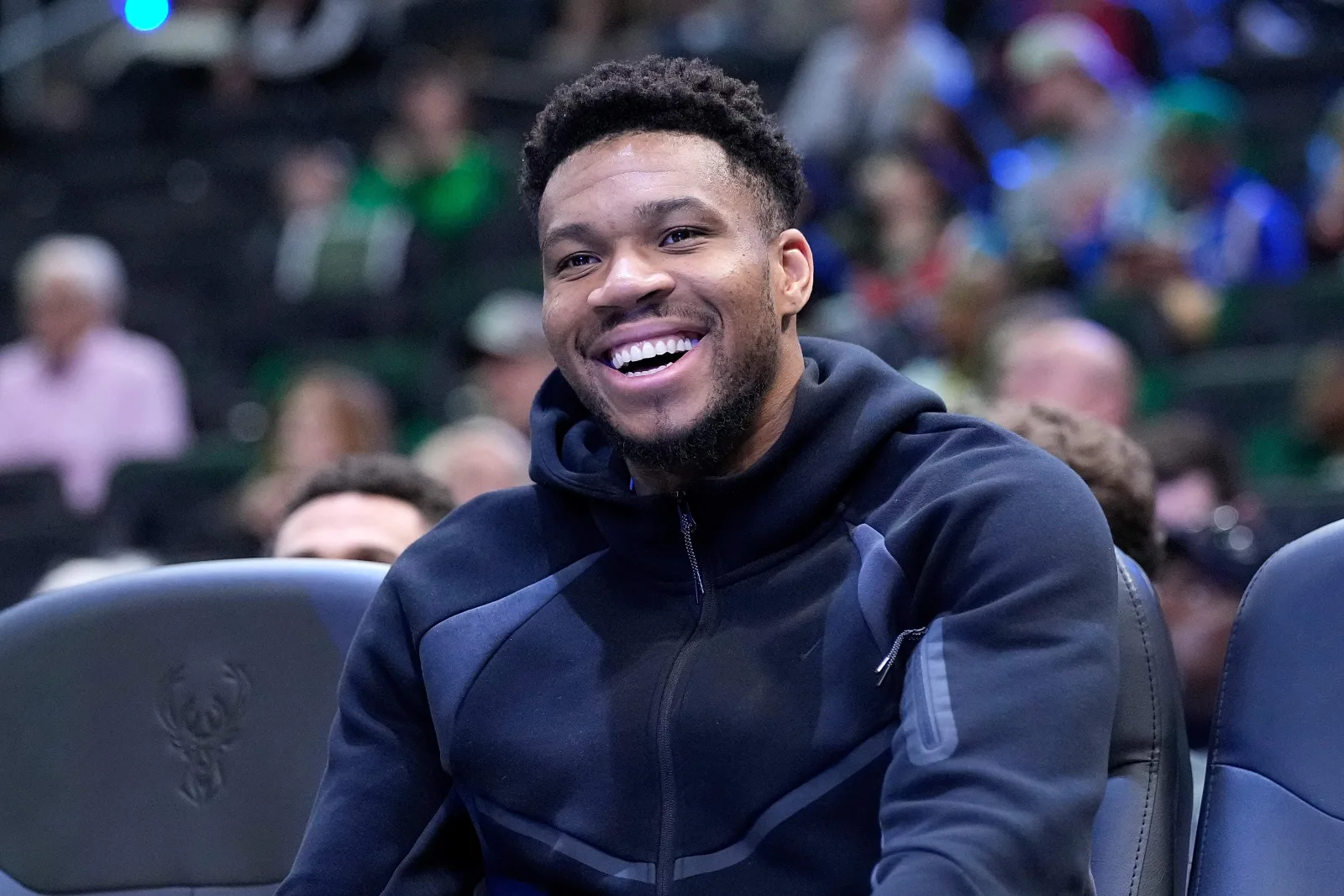 Solo Miami y Portland mantienen negociación seria por el traspaso de Giannis Antetokounmpo