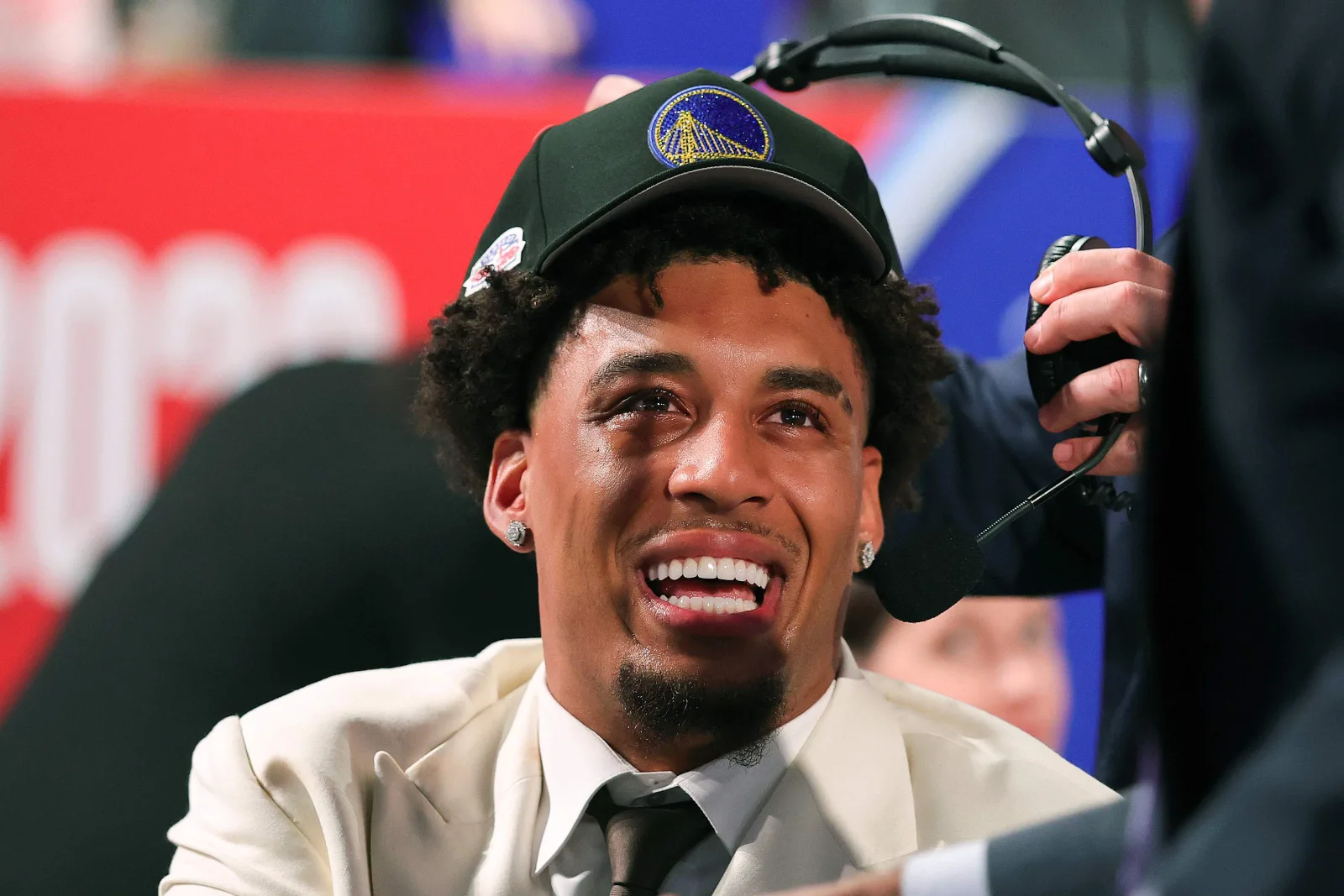 Tensión en los Warriors tras polémica elección de draft y futuro incierto del gerente general