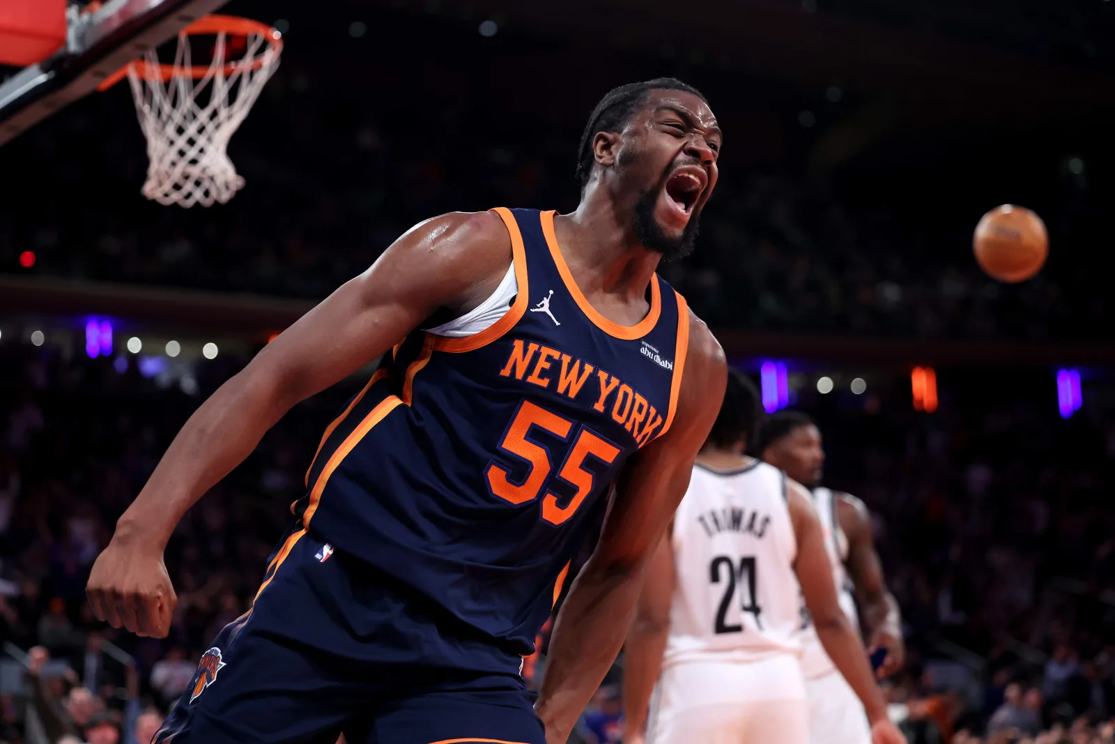 Ariel Hukporti se despide de los Knicks tras firmar con los 76ers