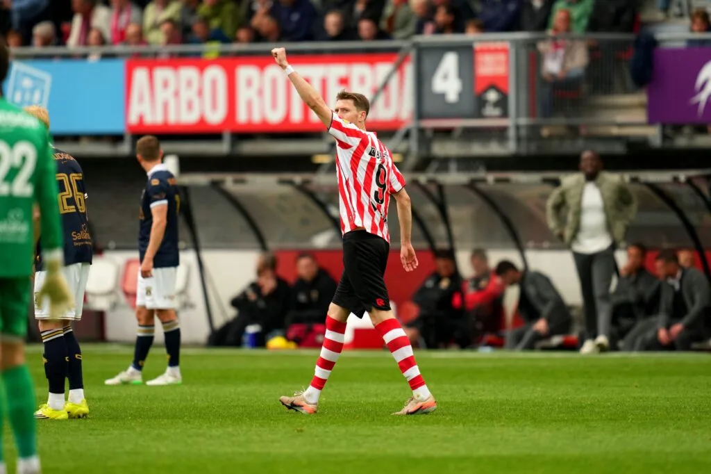 Celtic y Sampdoria vigilan al delantero libre Tobias Lauritsen para reforzar su ataque