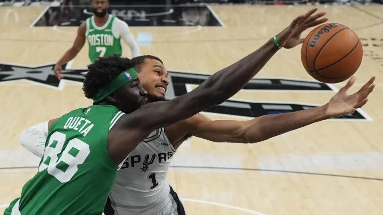 Celtics aseguran a Neemias Queta con extensión de contrato por cuatro años y 56 millones