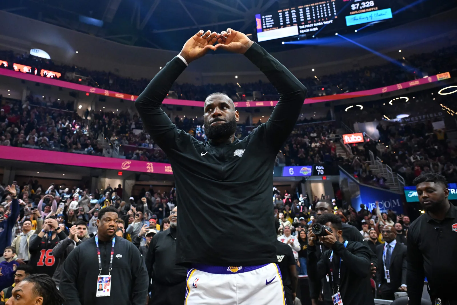 Cleveland Cavaliers ganan terreno como destino favorito para el posible retorno de LeBron James