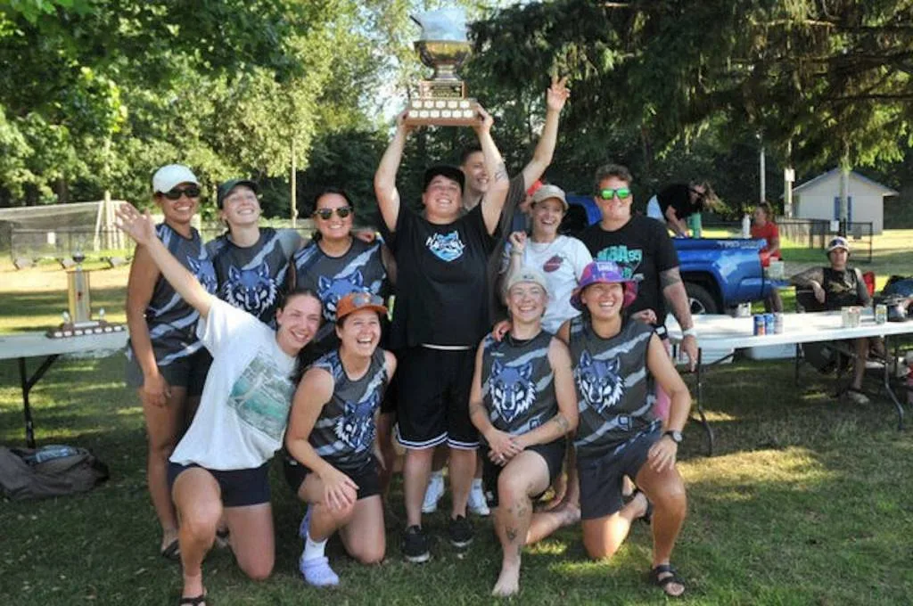 Crece la competición y el nivel en el Sun Bowl femenino de flag football en el Pacífico Noroeste