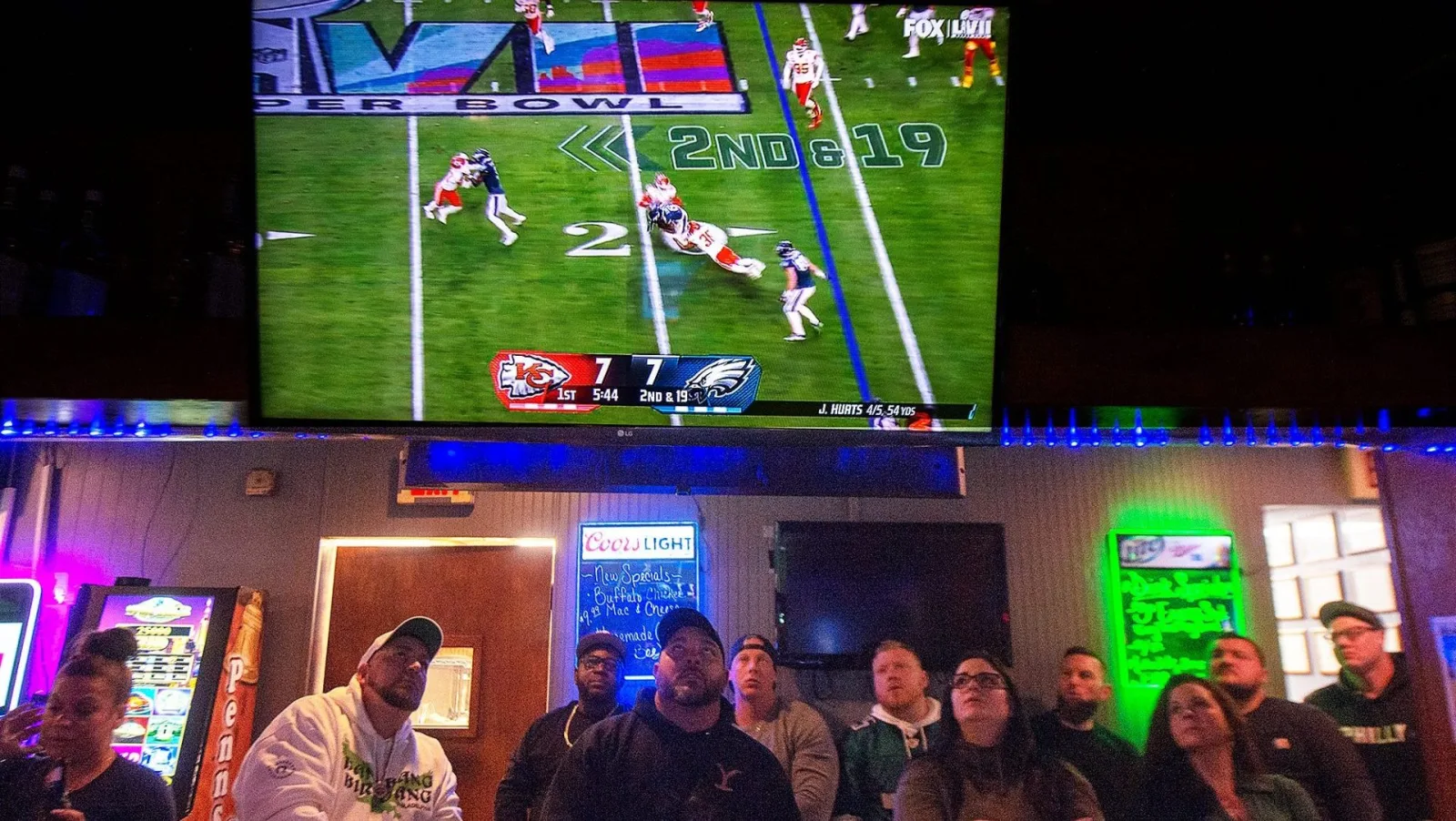DirecTV mantendrá la distribución por satélite de NFL Sunday Ticket en locales comerciales