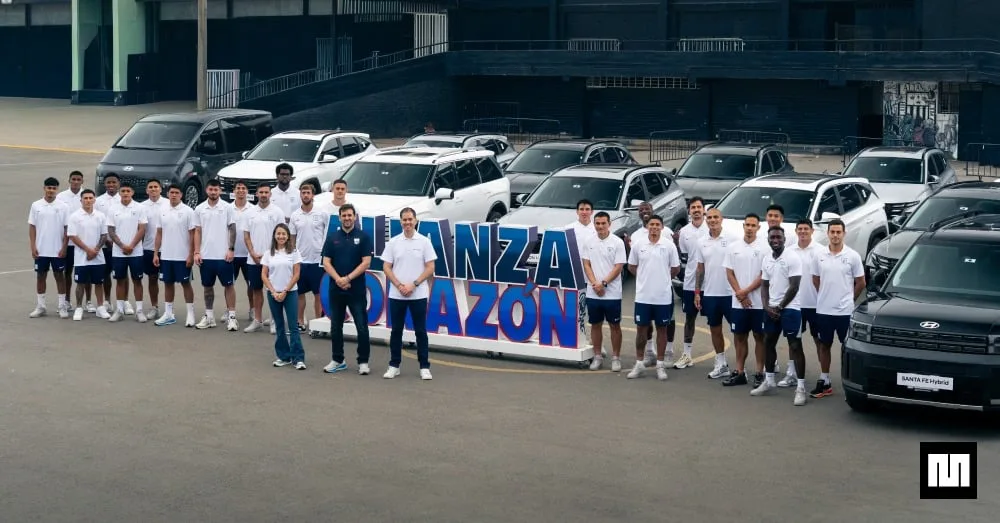 Hyundai renueva patrocinio con Alianza Lima e incorpora 40 vehículos para apoyar al club