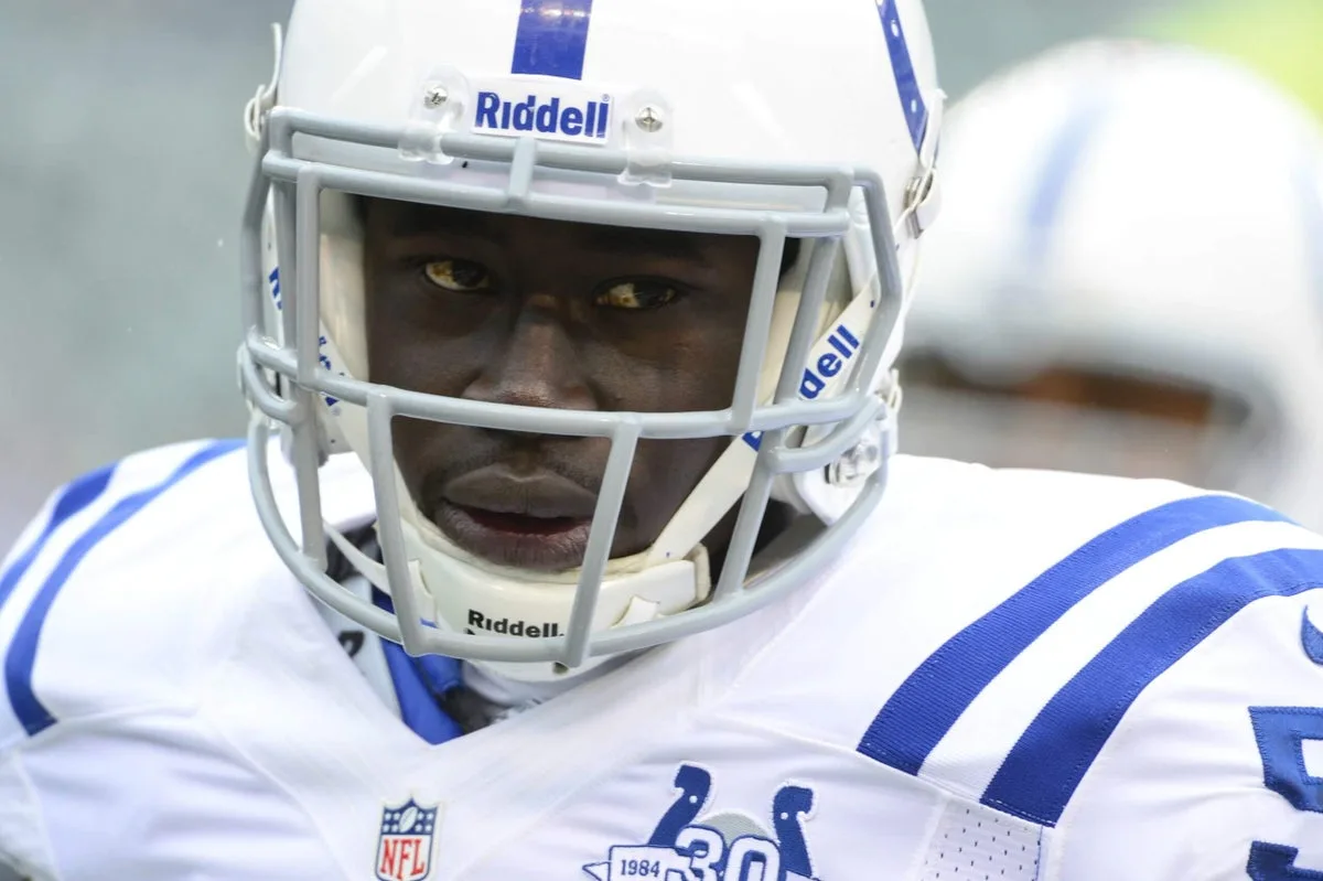 ICE deporta a ex linebacker de los Colts Daniel Adongo por visa vencida