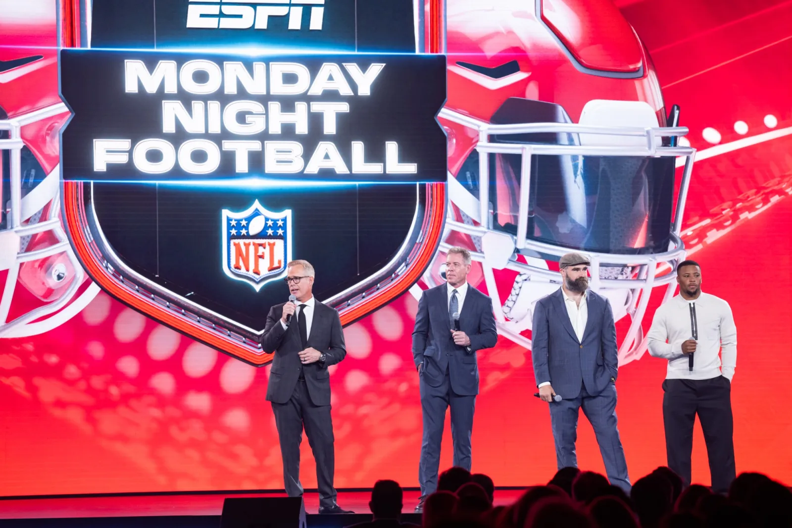 Joe Buck conducirá torneo deportivo de Jeopardy! en plataformas de Disney y ESPN