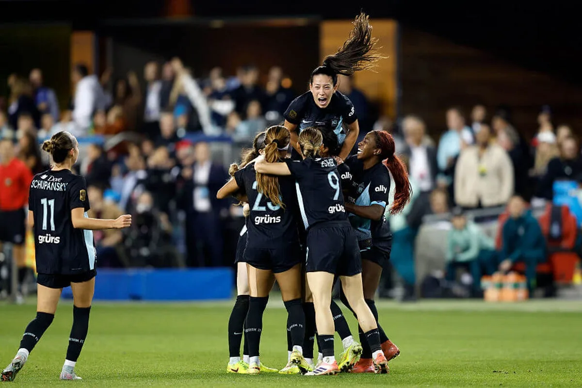La NWSL evalúa organizar un All-Star Game mientras Hope Solo subasta memorabilia histórica