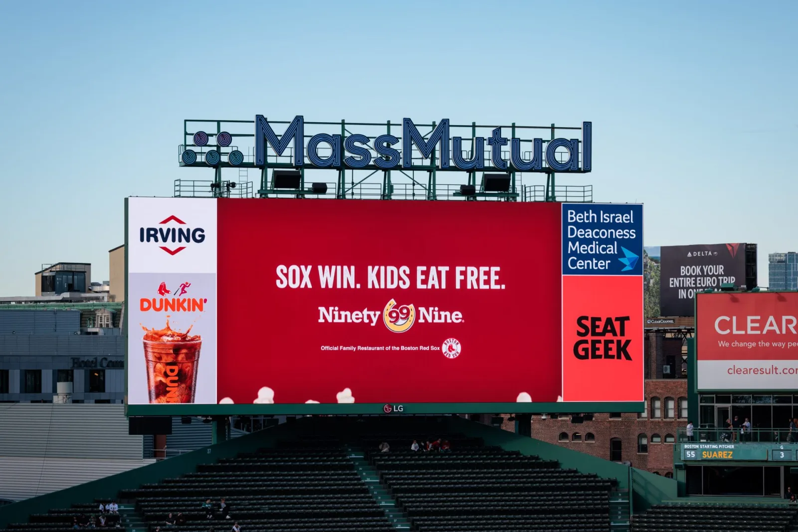 La racha de 15 victorias de los Red Sox costó miles de dólares a cadena de restaurantes en Boston