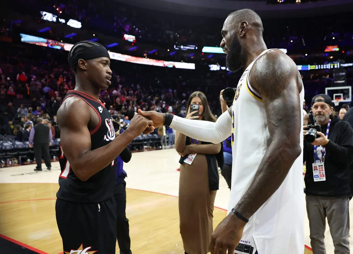 Los 76ers refuerzan su candidatura al título con la incorporación de LeBron James