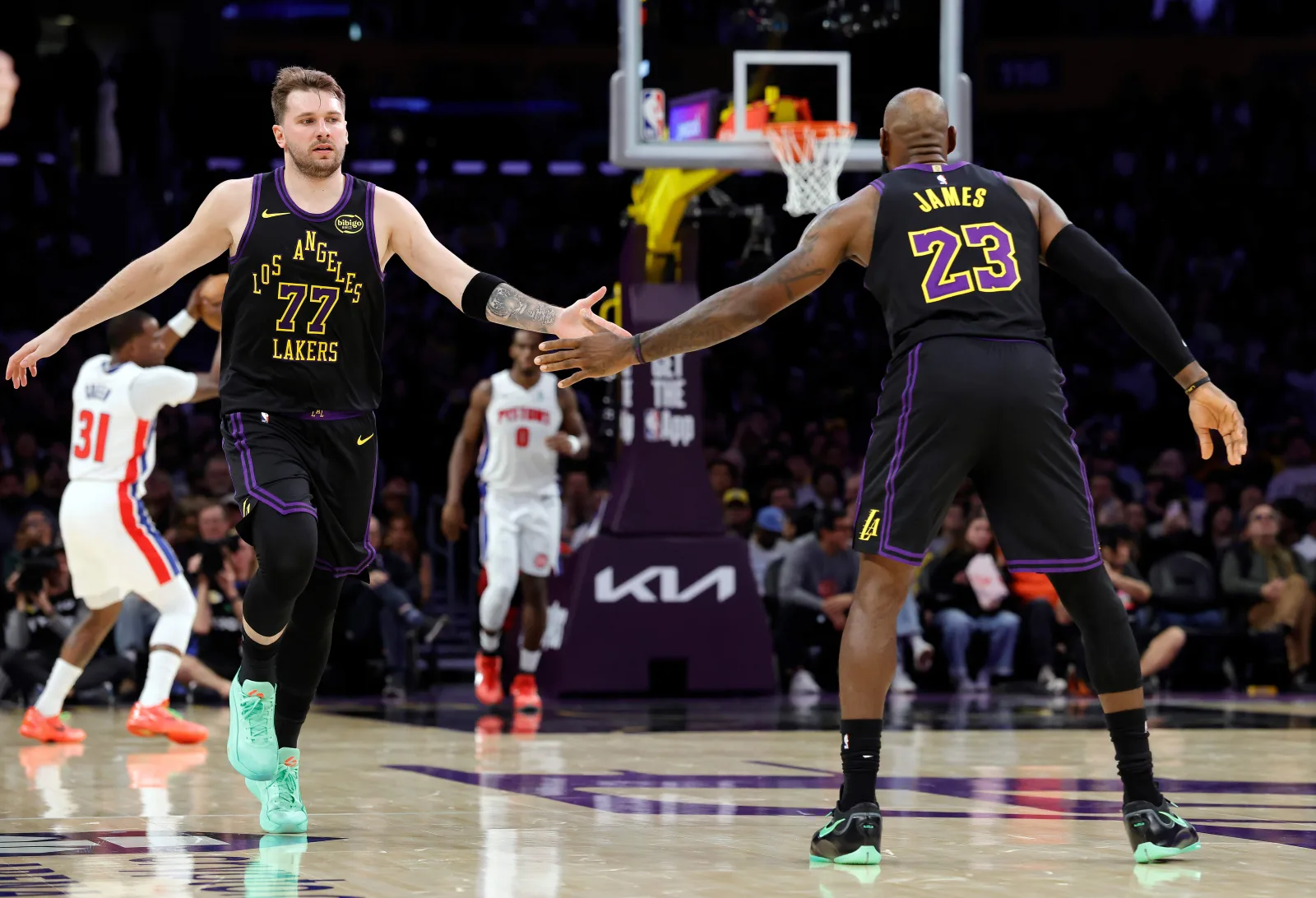 Los Ángeles Lakers se acercan a cerrar con sus principales objetivos en agencia libre tras salida de LeBron