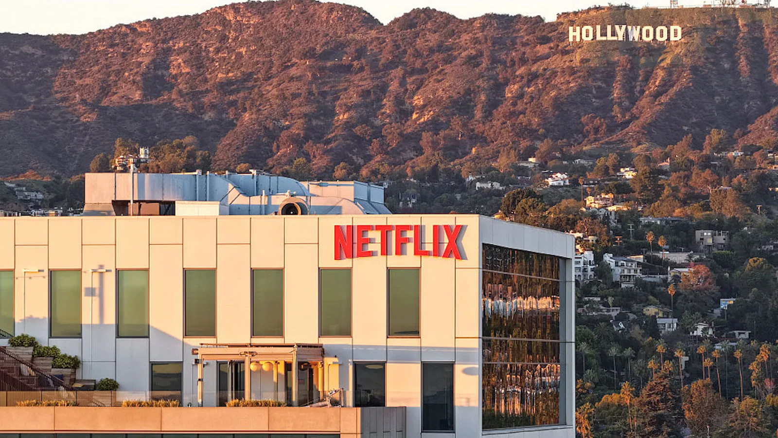 Netflix estudia incorporar canales en su plataforma para recuperar engagement y frenar caída