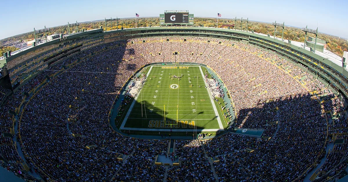 NFL distribuye récord de 14,500 millones de dólares a equipos, Packers enfrentan desafíos financieros