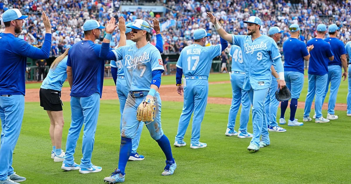 Protestas interrumpen reunión sobre rezonificación para nuevo estadio de los Royals en K.C.