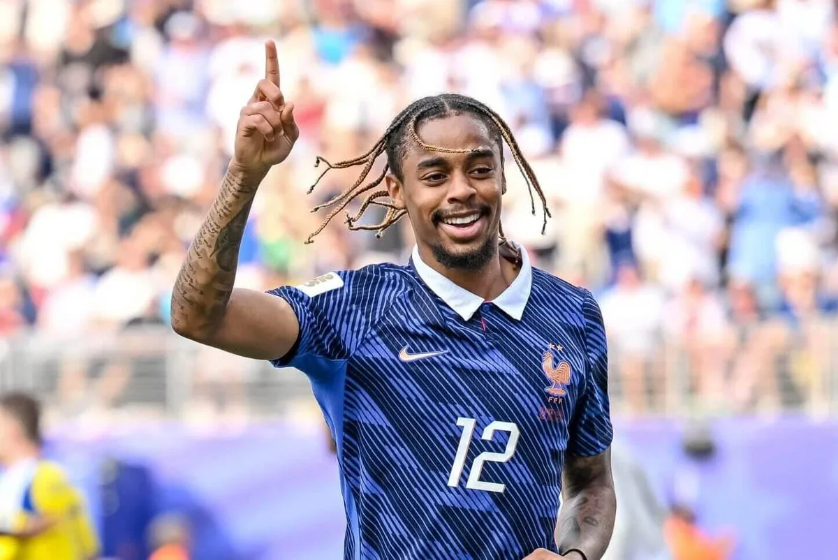 PSG valora a Bradley Barcola en más de £116 millones según análisis de valor de mercado