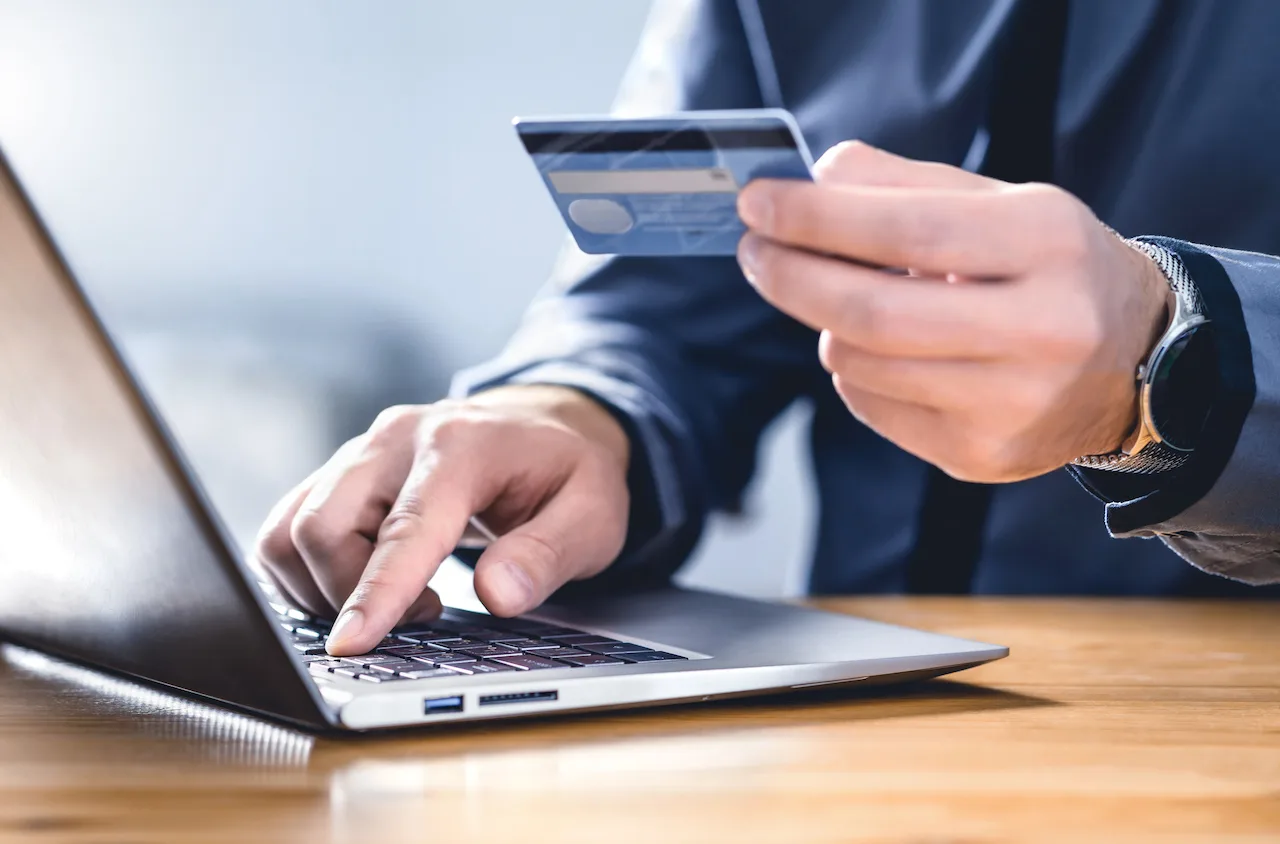 Stack Sports informa sobre posible exposición de datos de tarjetas de pago en Sports Affinity