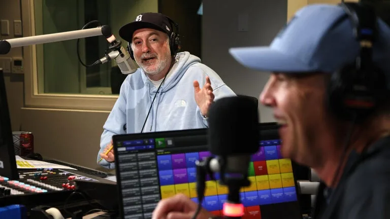 The Sports Hub domina la audiencia masculina en radio deportiva según Nielsen en primavera
