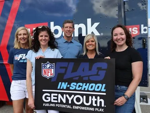 U.S. Bank invierte 250,000 dólares para ampliar el programa de flag football en escuelas con GENYOUth