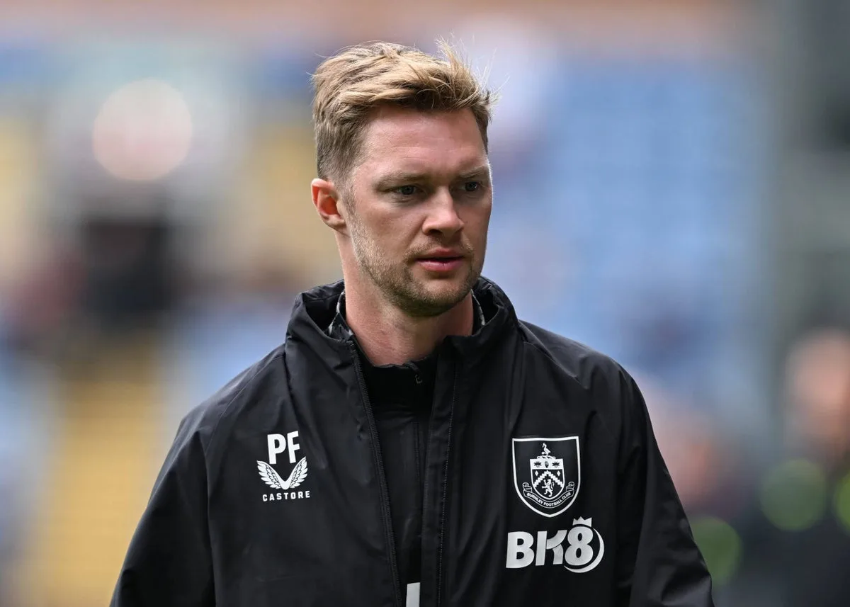 Aston Villa negocia con Pal Fjelde para su nuevo entrenador de pelota parada