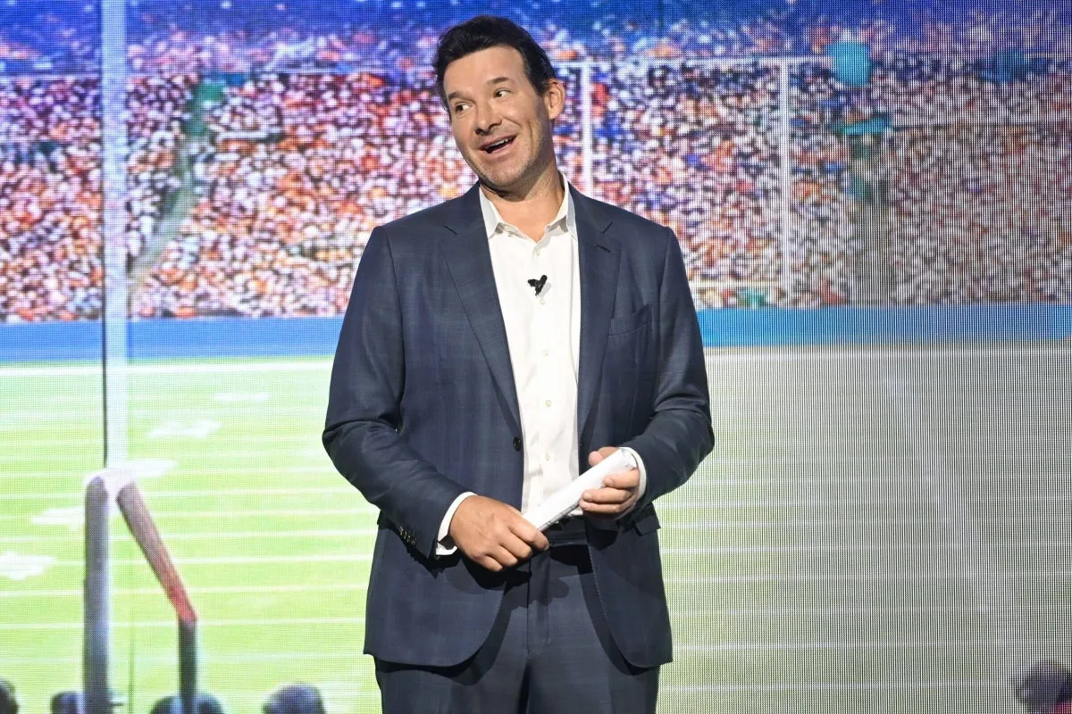 CBS suspende a Tony Romo tras su arresto y J.J. Watt ocupará su lugar en la NFL