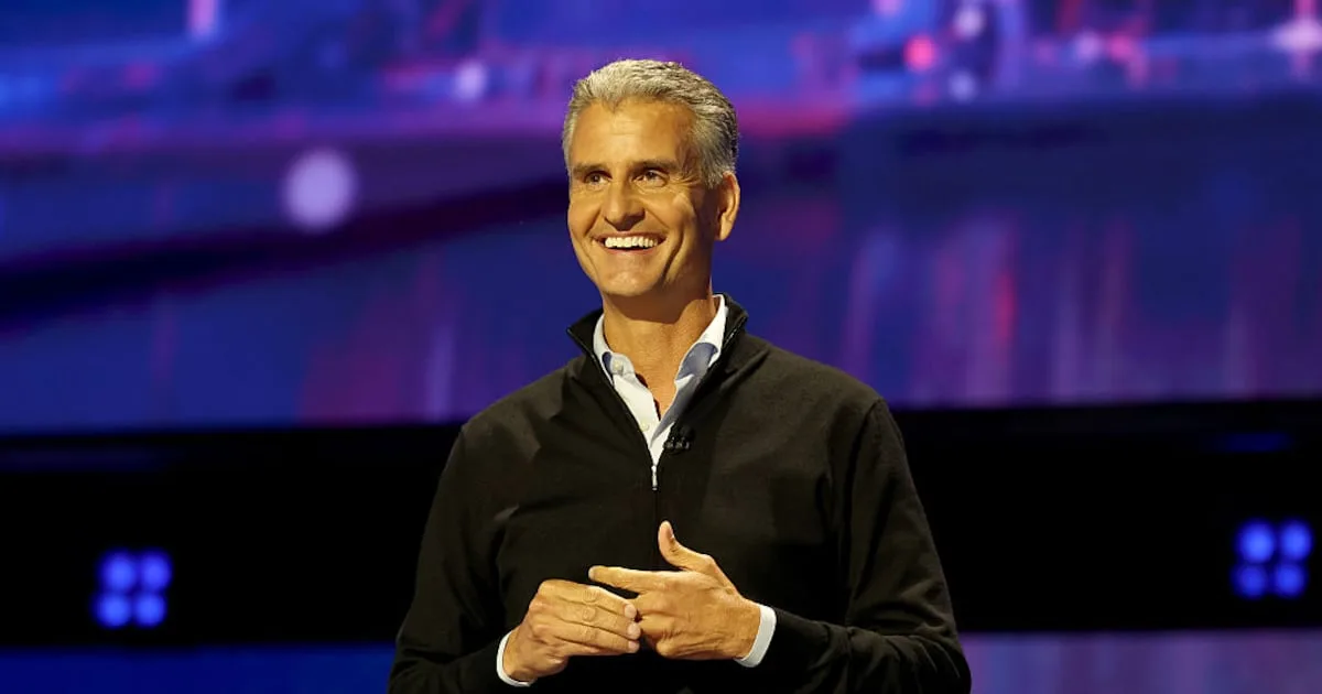 CEO de Disney descarta escisión de ESPN y apuesta por crecer en Disney+ con deportes