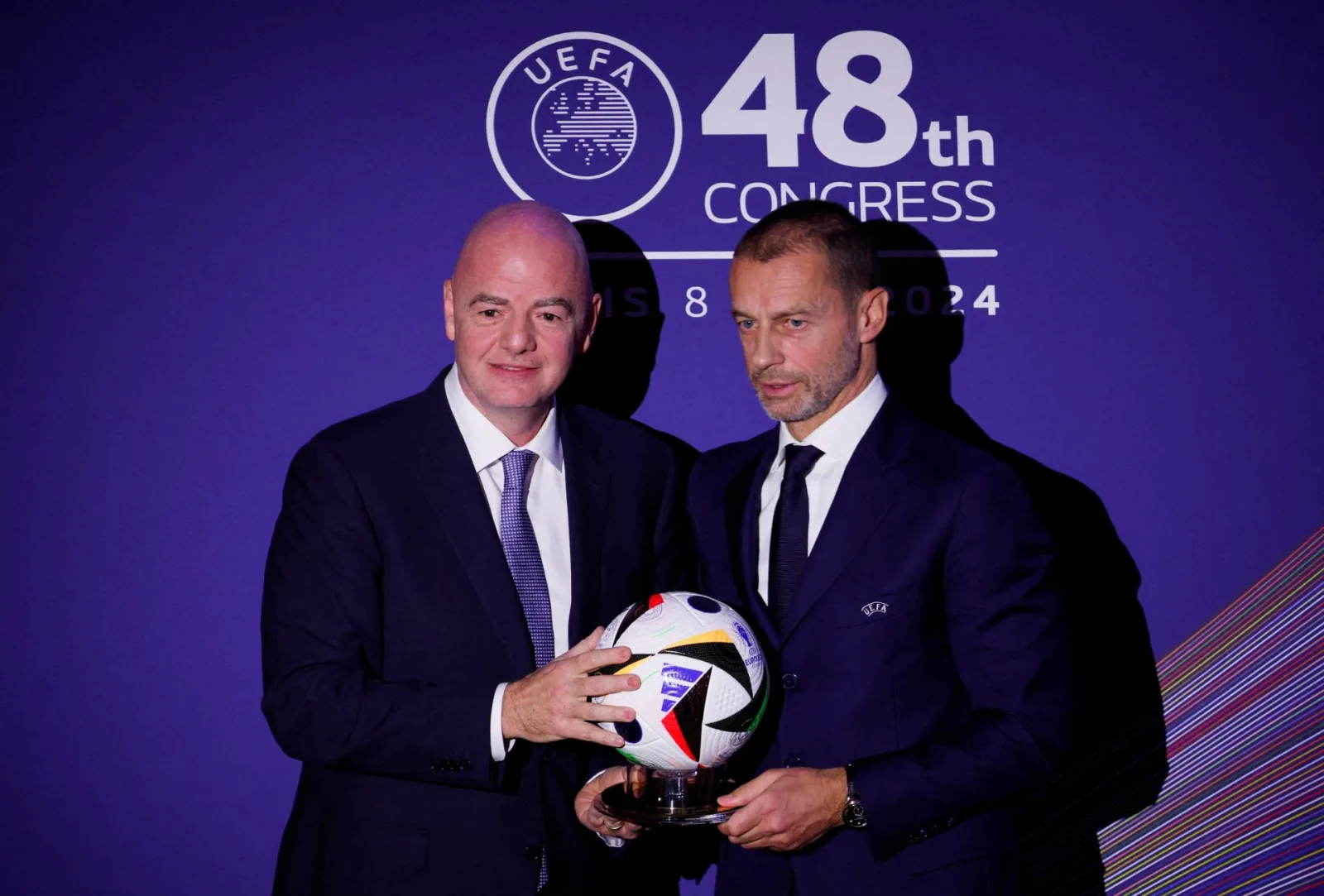 Crece la oposición a la reelección de Gianni Infantino tras desistir de venta de participaciones en Mundial