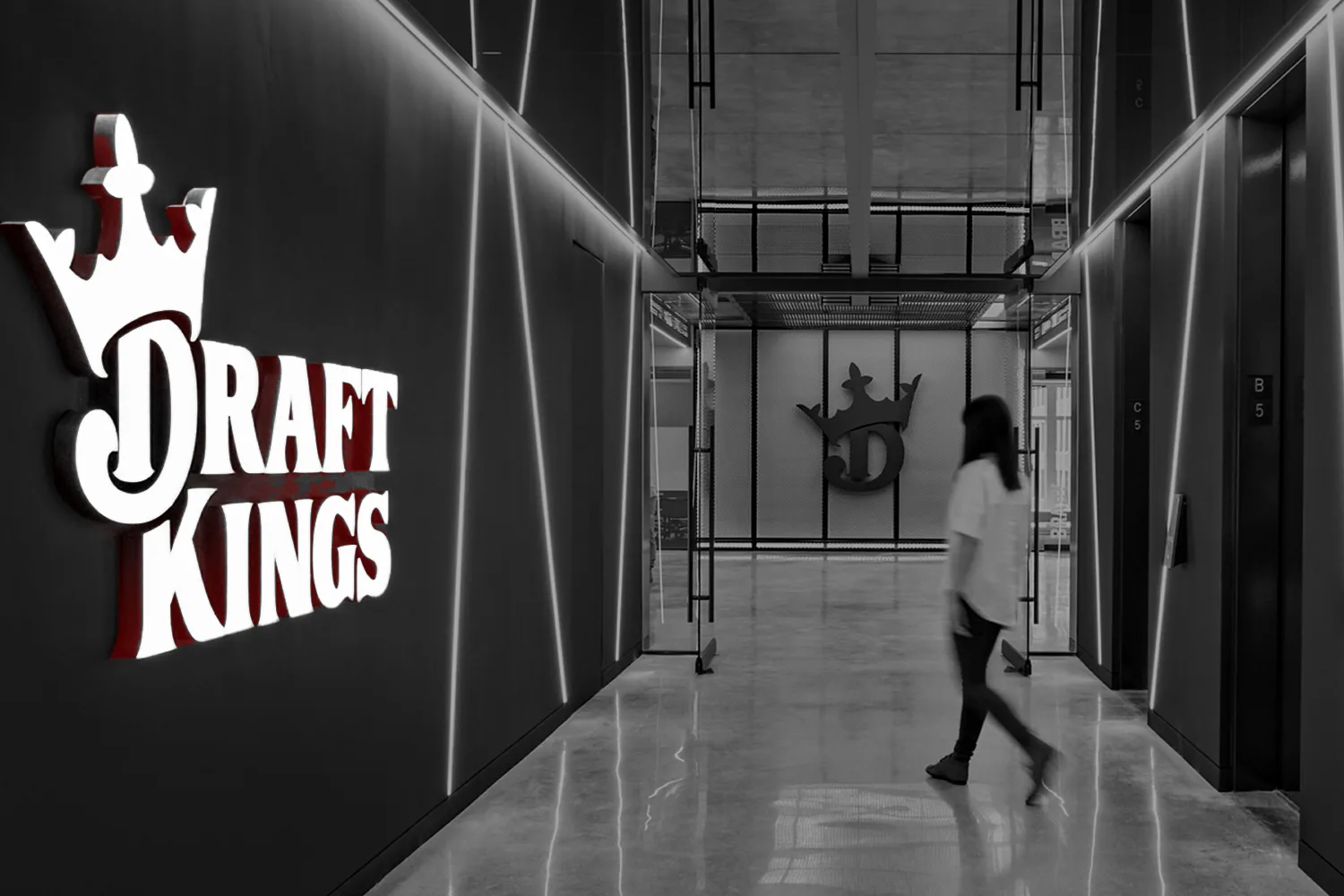 DraftKings enfrenta tres demandas por operar supuestamente como casa de apuestas ilegal