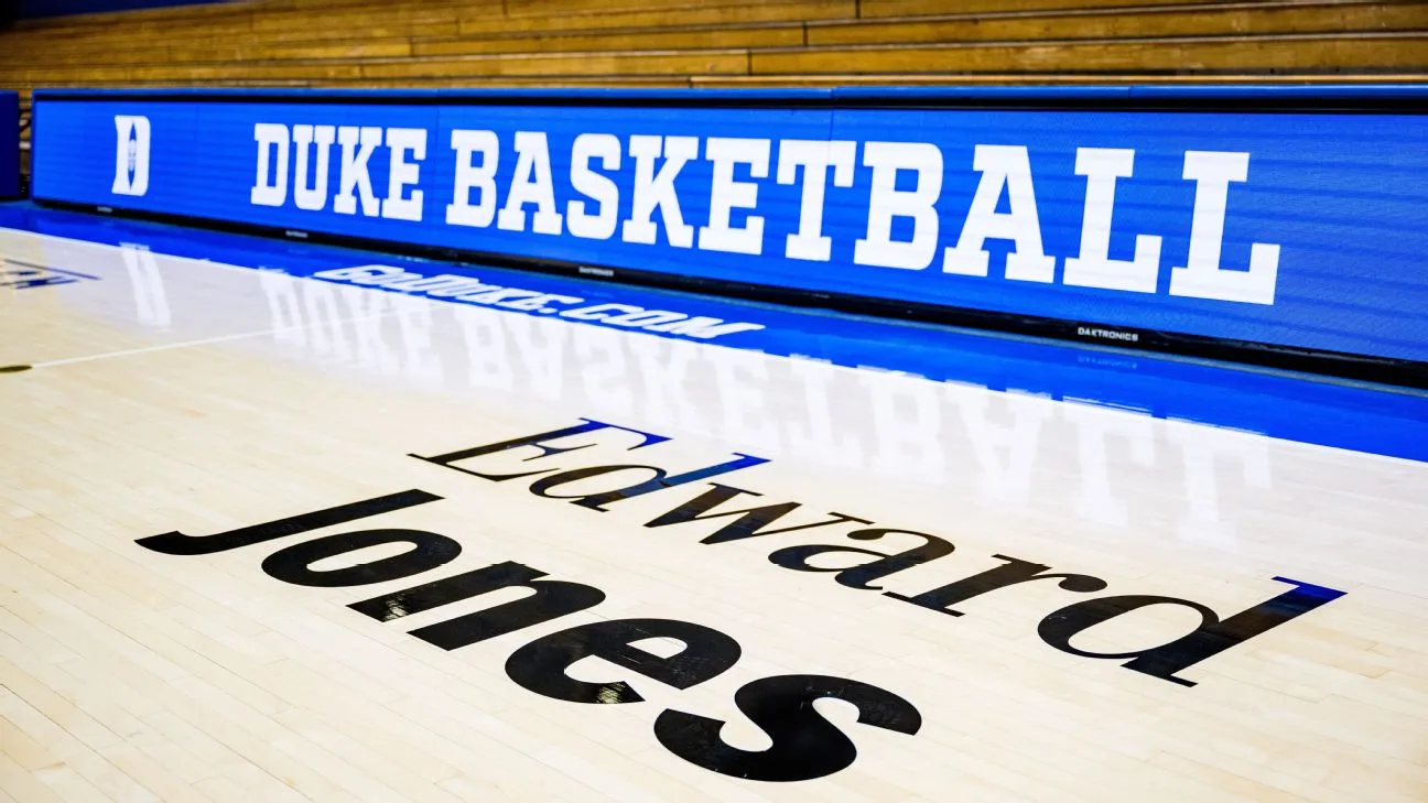 Duke incorpora logo de patrocinio en la cancha Coach K por primera vez