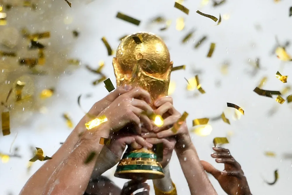 Ejecutivos argentinos admiten sobornos millonarios para obtener derechos de fútbol en caso FIFA