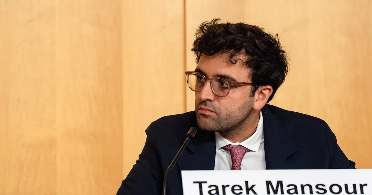 El CEO de Kalshi destaca la popularidad del trading deportivo y critica el exceso de consejos para emprendedores