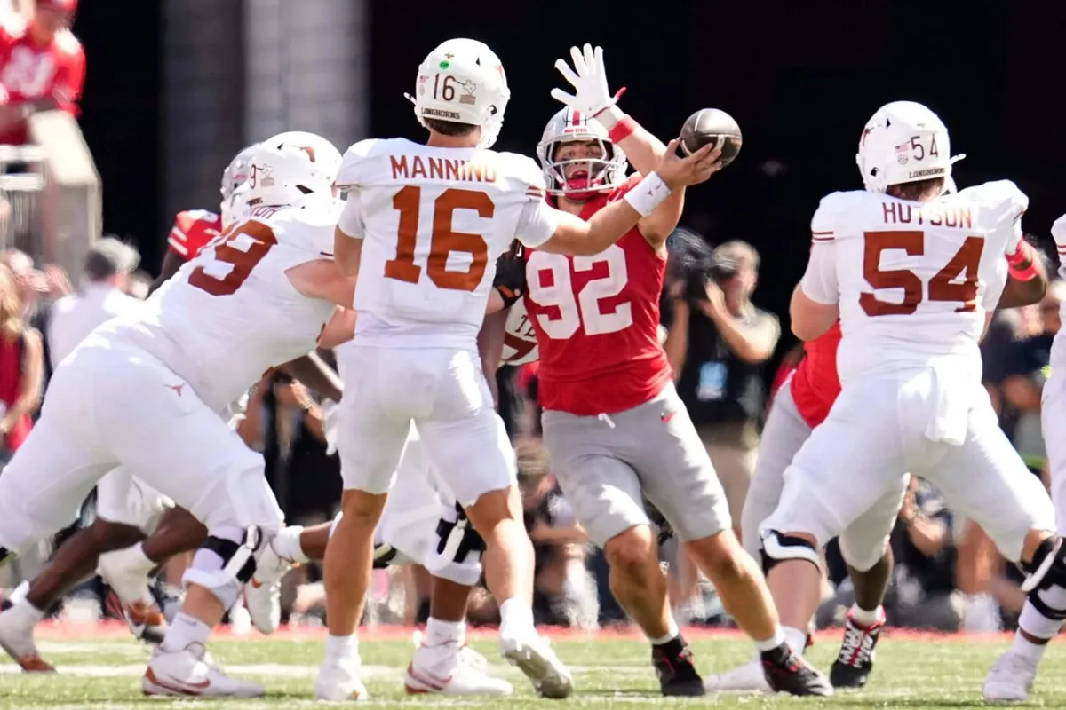 El Protect College Sports Act enfrenta obstáculos mientras la temporada de fútbol americano universitario inicia