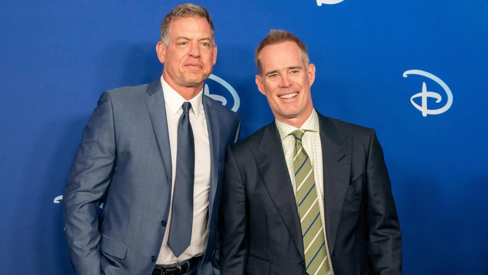 ESPN negocia la renovación de Troy Aikman y Joe Buck para Monday Night Football tras 2026