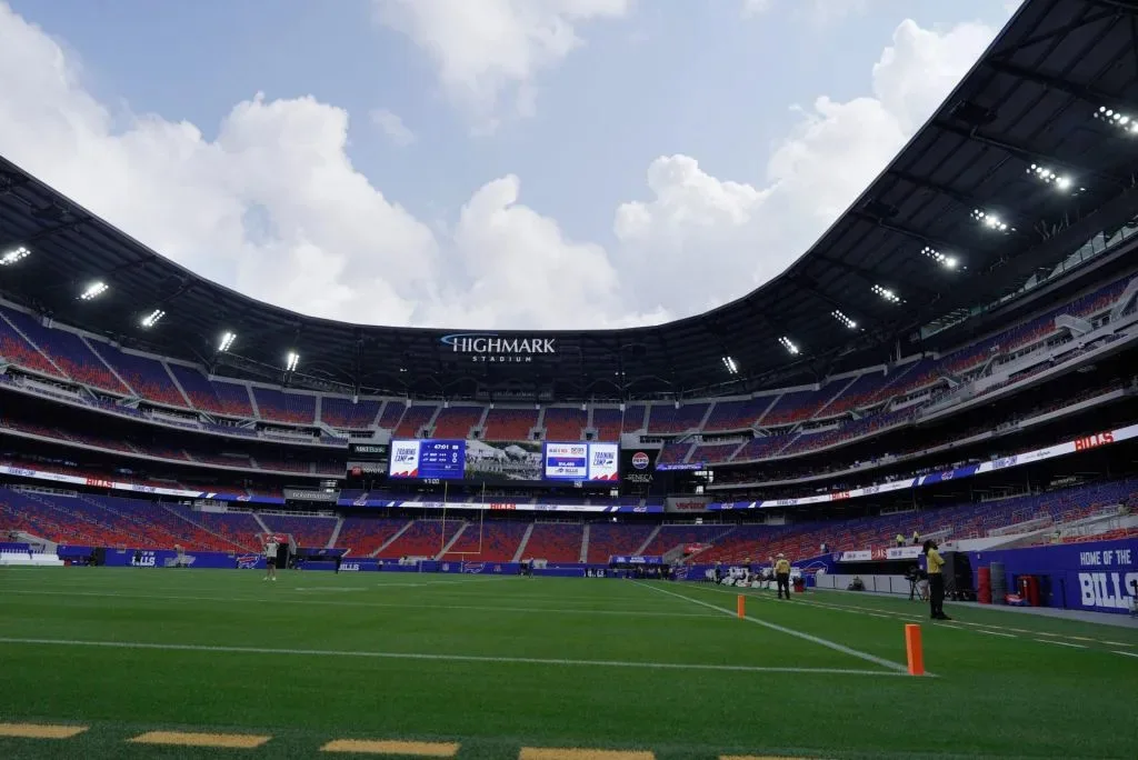 Los Bills responden tras debut con récord de público en el nuevo estadio