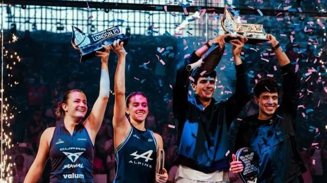 Martina Calvo se convierte en la campeona más joven del circuito Premier Padel en London P1