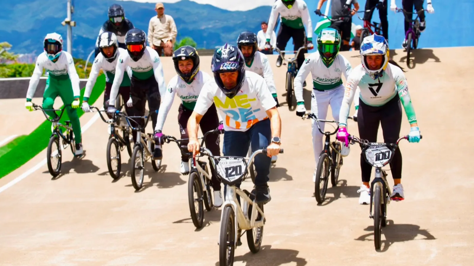 Medellín renueva la pista de BMX Mariana Pajón con inversión que supera los $5.000 millones