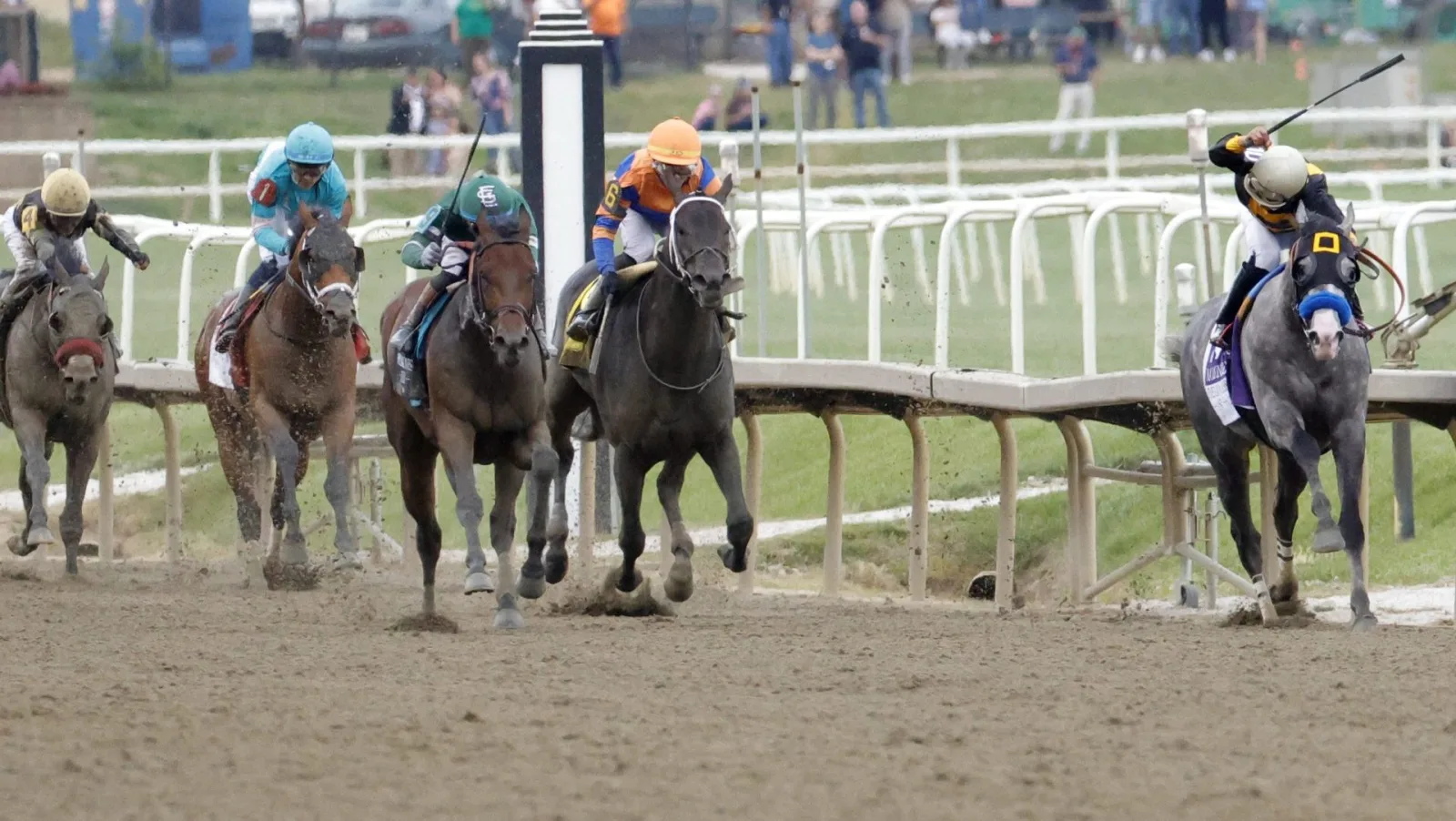 NBC renueva los derechos de transmisión del Preakness Stakes