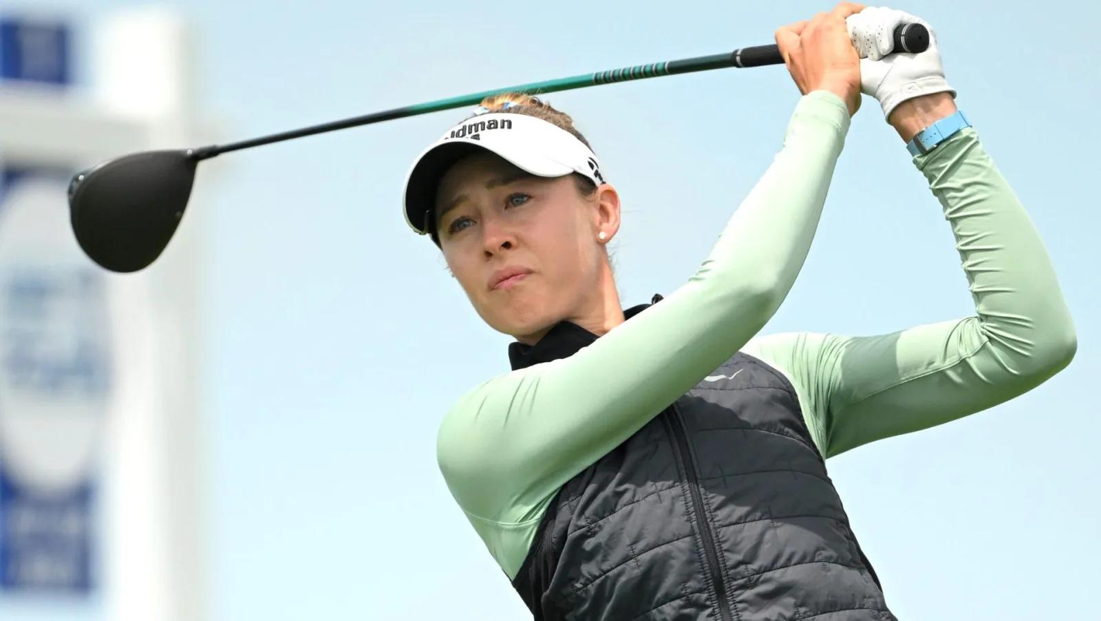 Nelly Korda lidera la lista de ganancias en majors femeninos y supera a casi todos los hombres