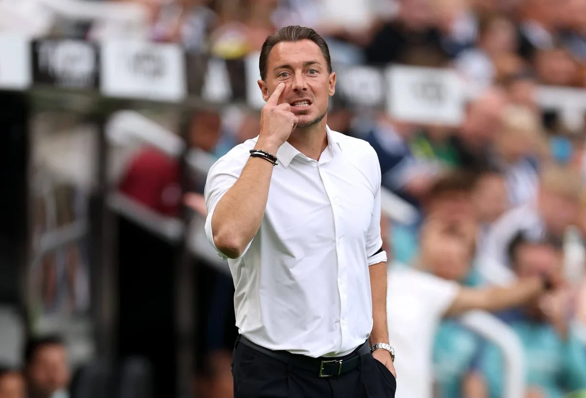 Newcastle sufre derrota en la presentación de Matthias Jaissle y busca reforzar el lateral