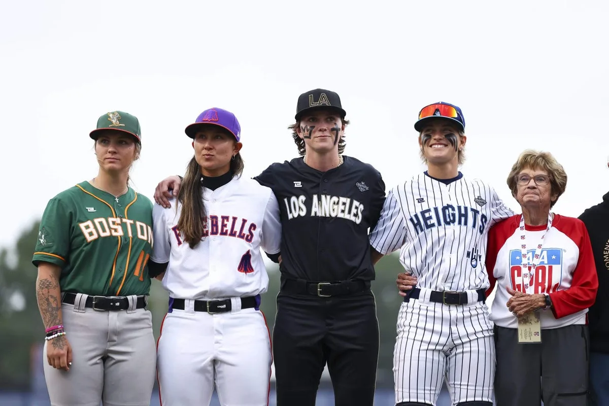 Regresa la liga profesional de béisbol femenina con cuatro equipos y amplio respaldo corporativo