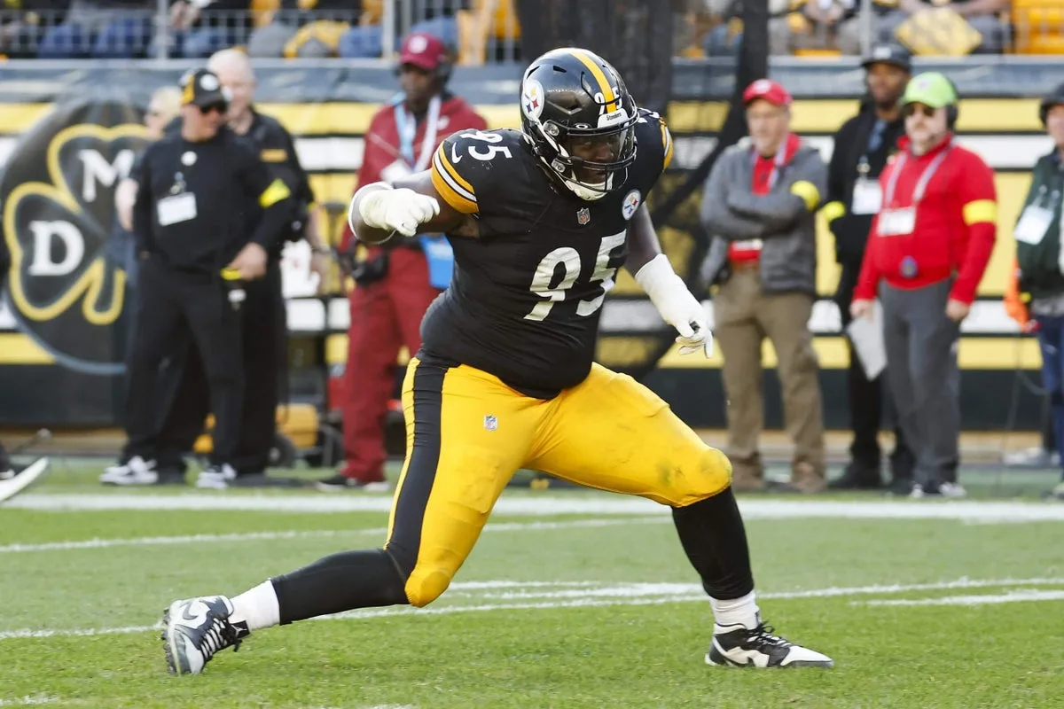 Steelers aseguran a Keeanu Benton con extensión de contrato de cuatro años por 72 millones de dólares