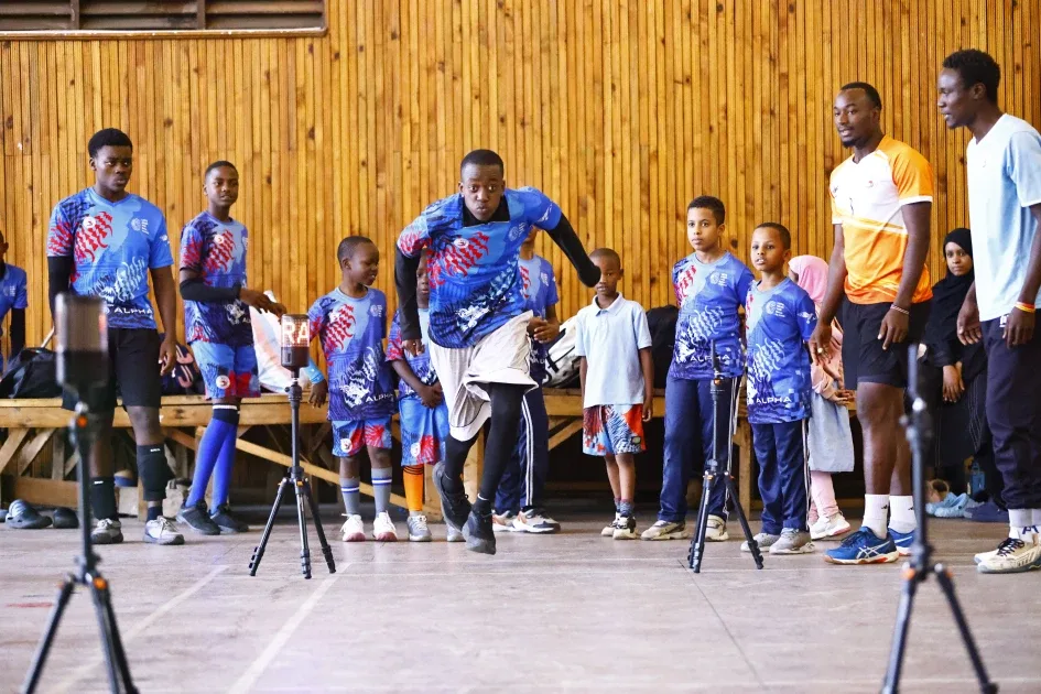 Trailblazers evalúa velocidad y agilidad de sus jóvenes voleibolistas con tecnología VALD